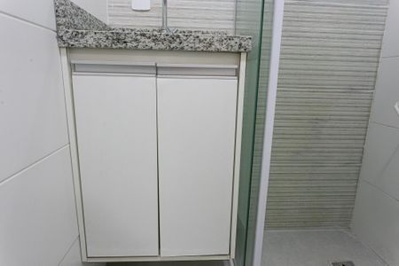 Apartamento para alugar com 40m², 2 quartos e sem vagaBanheiro