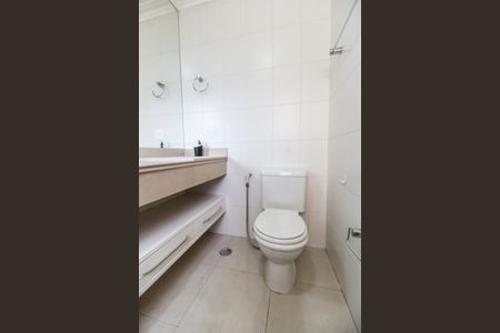 Apartamento para alugar com 136m², 3 quartos e 2 vagasBanheiro da Suíte