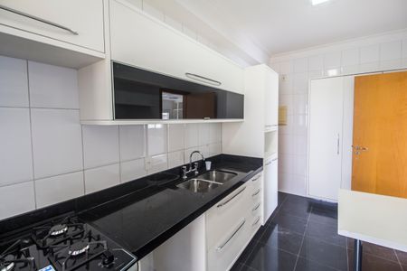 Apartamento para alugar com 136m², 3 quartos e 2 vagasCozinha