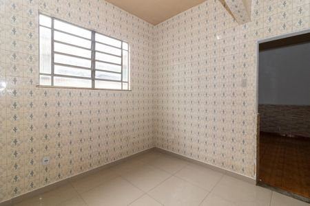 Casa para alugar com 100m², 2 quartos e sem vaga Casa para alugar com 100m², 2 quartos e sem vagaSala de Jantar