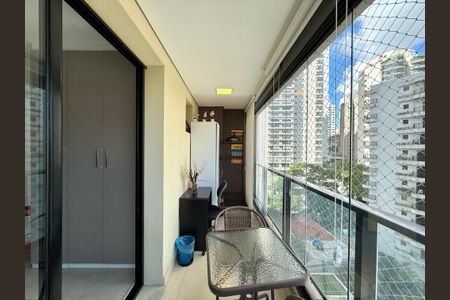 Apartamento para alugar com 39m², 1 quarto e 1 vagaSacada