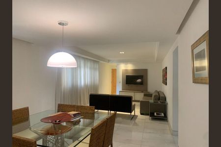 Apartamento à venda com 140m², 4 quartos e 3 vagasFoto 05