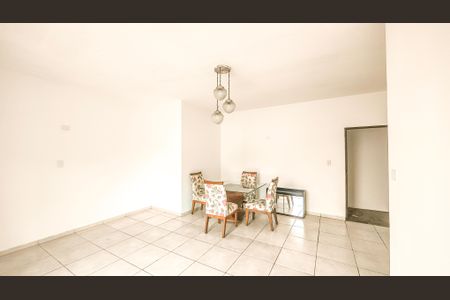 Sala de casa para alugar com 3 quartos, 160m² em Jardim dos Lagos, São Paulo