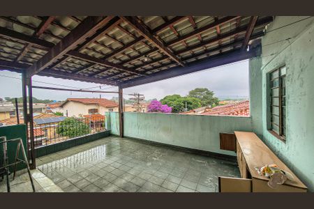 Casa para alugar com 160m², 3 quartos e sem vagaVaranda