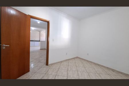 Quarto 1 de casa para alugar com 2 quartos, 100m² em Parque Erasmo Assunção, Santo André