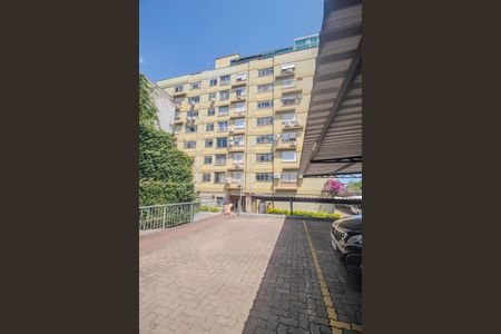 Apartamento à venda com 70m², 2 quartos e 1 vaga Apartamento à venda com 70m², 2 quartos e 1 vagaFachada do bloco