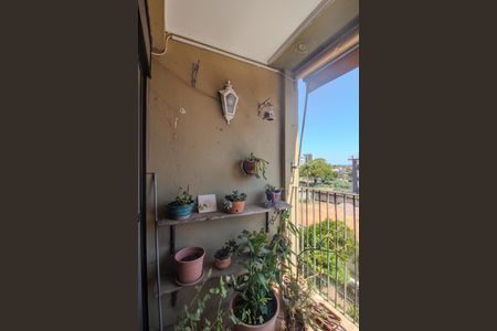 Apartamento à venda com 70m², 2 quartos e 1 vaga Apartamento à venda com 70m², 2 quartos e 1 vagavaranda