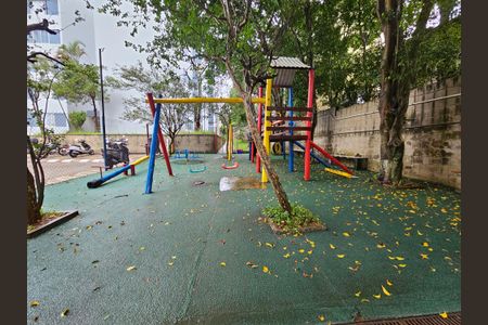 Apartamento à venda com 55m², 3 quartos e 1 vaga Apartamento à venda com 55m², 3 quartos e 1 vagaÁrea comum - Playground