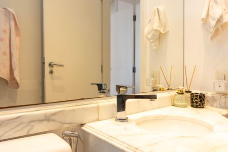 Apartamento à venda com 144m², 3 quartos e 2 vagasBanheiro Social