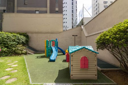 Apartamento à venda com 144m², 3 quartos e 2 vagasÁrea comum - Playground