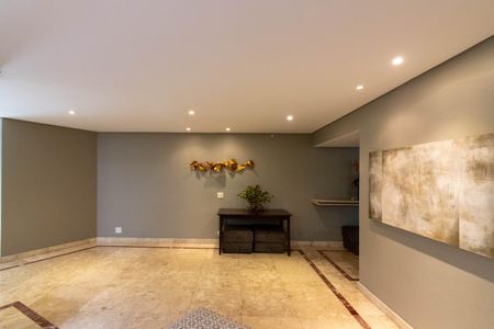 Apartamento à venda com 144m², 3 quartos e 2 vagasHall social