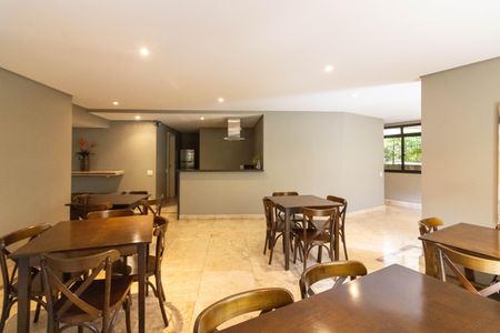 Apartamento à venda com 144m², 3 quartos e 2 vagasÁrea comum - Salão de festas