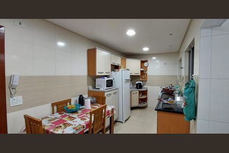 Apartamento à venda com 87m², 3 quartos e sem vagaCozinha