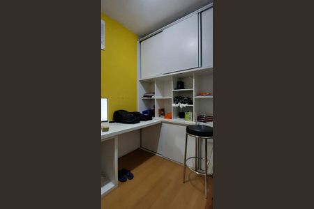 Apartamento à venda com 87m², 3 quartos e sem vagaQuarto