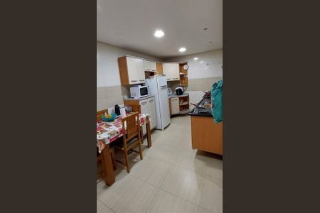 Apartamento à venda com 87m², 3 quartos e sem vagaCozinha