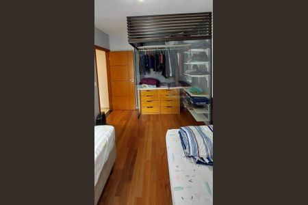 Apartamento à venda com 87m², 3 quartos e sem vagaQuarto