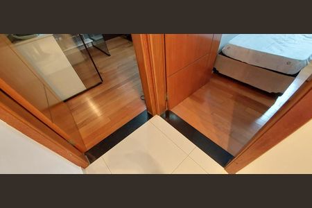 Apartamento à venda com 87m², 3 quartos e sem vagaQuarto