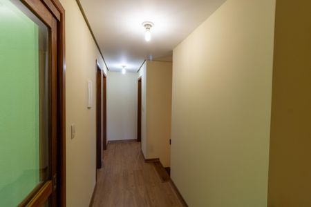 Casa para alugar com 140m², 3 quartos e 2 vagas Casa para alugar com 140m², 3 quartos e 2 vagasCorredor