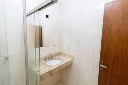 Casa para alugar com 140m², 3 quartos e 2 vagas Casa para alugar com 140m², 3 quartos e 2 vagasBanheiro