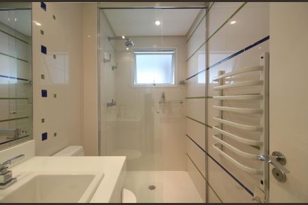 Apartamento à venda com 291m², 4 quartos e 4 vagasBanheiro Suíte 3