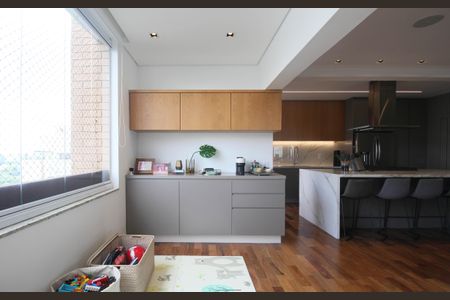 Apartamento à venda com 291m², 4 quartos e 4 vagasSala