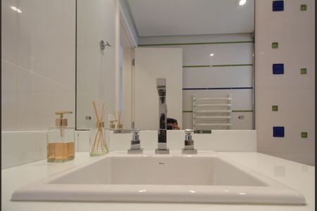 Apartamento à venda com 291m², 4 quartos e 4 vagasBanheiro Suíte 3