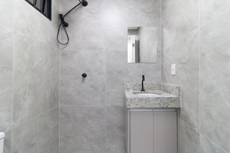 Apartamento para alugar com 38m², 1 quarto e sem vagaBanheiro 