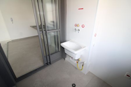 Apartamento à venda com 75m², 2 quartos e 1 vagaÁrea de Serviço