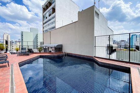Apartamento à venda com 32m², 1 quarto e 1 vaga Apartamento à venda com 32m², 1 quarto e 1 vagaPiscina