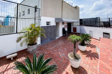 Apartamento à venda com 32m², 1 quarto e 1 vaga Apartamento à venda com 32m², 1 quarto e 1 vagaPiscina