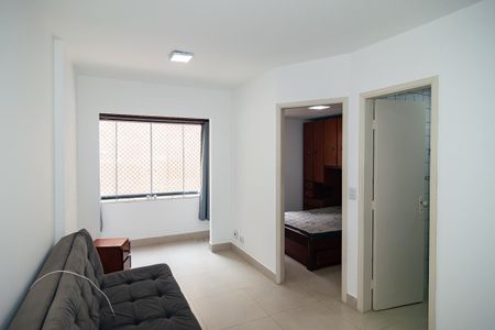 Apartamento à venda com 32m², 1 quarto e 1 vaga Apartamento à venda com 32m², 1 quarto e 1 vagaSala