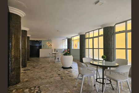 Hall de entrada de apartamento para alugar com 1 quarto, 47m² em Barra, Salvador