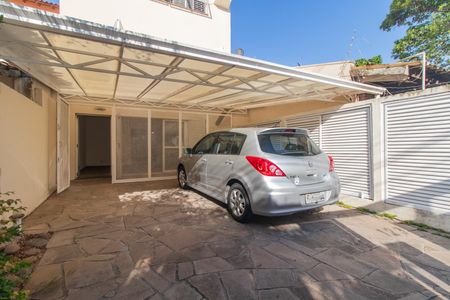 Casa à venda com 140m², 3 quartos e 2 vagas Casa à venda com 140m², 3 quartos e 2 vagasGaragem