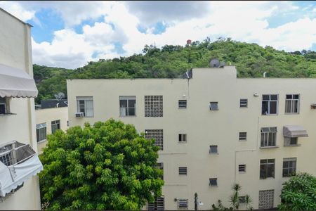 Quarto 1 de apartamento para alugar com 3 quartos, 58m² em Vila Isabel, Rio de Janeiro