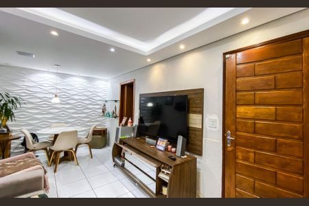 Sala de casa à venda com 3 quartos, 290m² em Cidade Antônio Estêvão de Carvalho, São Paulo