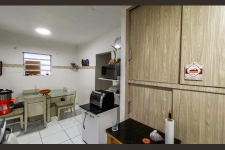 Casa à venda com 290m², 3 quartos e 3 vagas Casa à venda com 290m², 3 quartos e 3 vagasCozinha