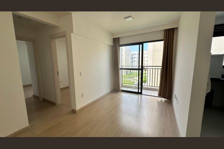 Sala de apartamento para alugar com 2 quartos, 52m² em Recreio dos Bandeirantes, Rio de Janeiro