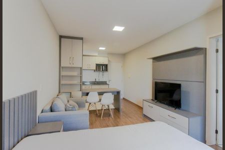 Sala de kitnet/studio para alugar com 1 quarto, 29m² em Cristo Rei, Curitiba