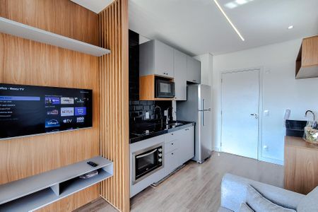 Sala de kitnet/studio para alugar com 1 quarto, 28m² em Liberdade, São Paulo