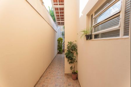 Casa à venda com 205m², 3 quartos e 4 vagasCorredor