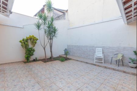 Casa à venda com 205m², 3 quartos e 4 vagasQuintal