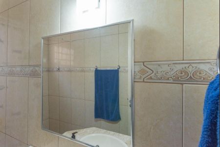 Casa à venda com 205m², 3 quartos e 4 vagasBanheiro da Suíte