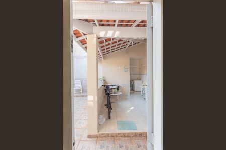 Casa à venda com 205m², 3 quartos e 4 vagasVista do Quarto 2