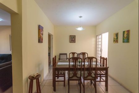 Casa à venda com 205m², 3 quartos e 4 vagasSala de Jantar