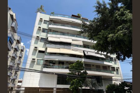Apartamento para alugar com 145m², 3 quartos e 2 vagasFachada