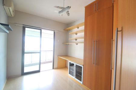 Apartamento para alugar com 145m², 3 quartos e 2 vagasQuarto 1