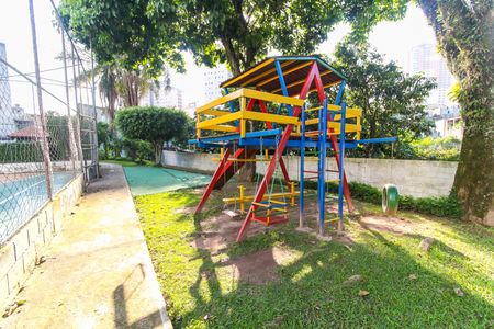 Apartamento à venda com 53m², 3 quartos e 1 vaga Apartamento à venda com 53m², 3 quartos e 1 vagaÁrea comum - Playground