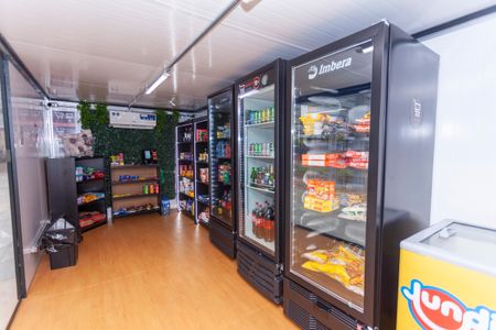 Apartamento à venda com 47m², 2 quartos e 1 vagaMercado 24h