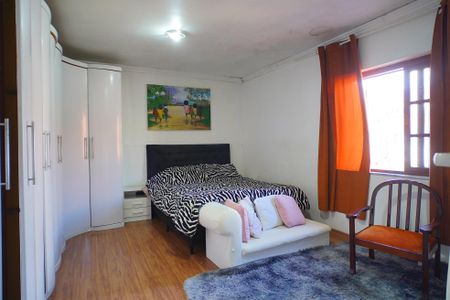 Casa de condomínio à venda com 253m², 3 quartos e 2 vagasQuarto suite 2
