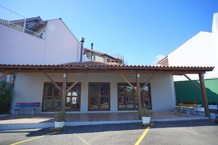 Casa de condomínio à venda com 253m², 3 quartos e 2 vagasÁrea comum - Salão de festas